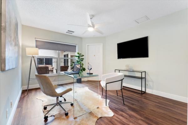 Clearbrook Park, 705 Clearbrook Park Cir, Delray Beach, Florida 33445, image 2