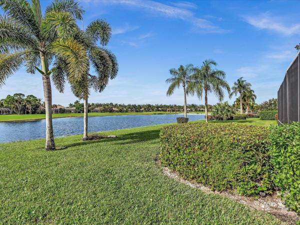 Bermuda Isle At Aberdeen, 8390 Horseshoe Bay Rd, Boynton Beach, Florida 33472, image 2