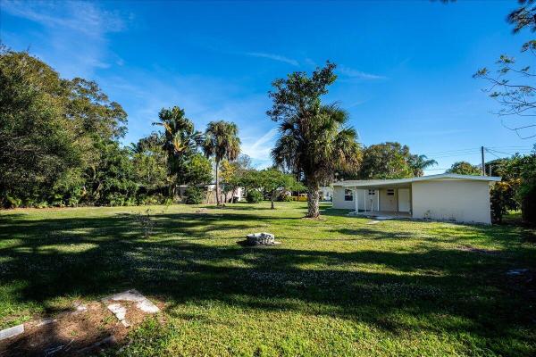 Fairlawn, 1815 S 30th St, Fort Pierce, Florida 34947, image 2