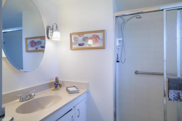 Poinciana Place 3, 3597 Birdie Dr #301, Lake Worth, Florida 33467, image 1