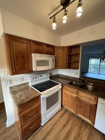 Huntington Lakes 1, 14360 Strathmore Ln #207, Delray Beach, Florida 33446, image 2