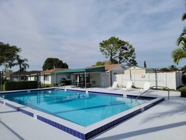 Palm Hill Villas, 1620 Granfern Ave, West Palm Beach, Florida 33415, image 2