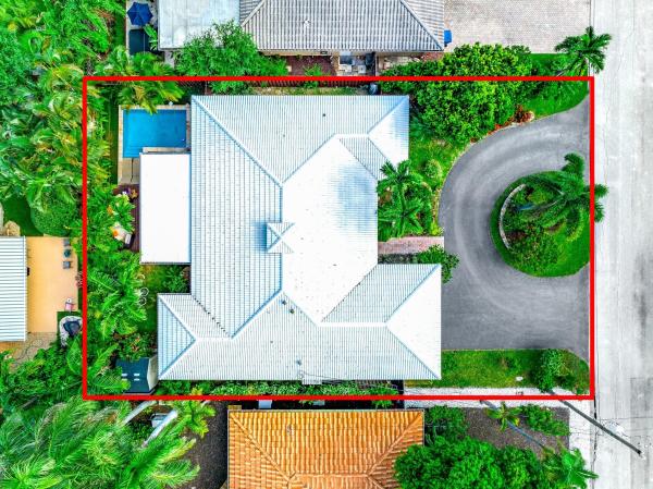 Edgewater Estates, 2212 NE 16th Ave, Wilton Manors, Florida 33305, image 1