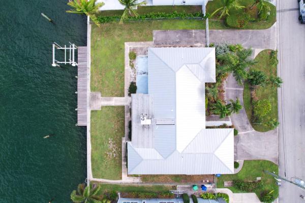 Palm Beach Isles, 1050 Bimini Ln, Riviera Beach, Florida 33404, image 2