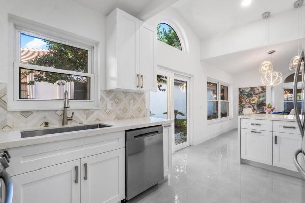Sherwood Forest, 4400 Sherwood Forest Dr, Delray Beach, Florida 33445, image 2