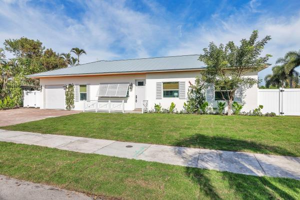Little Ranches, 327 Bunker Ranch Rd, West Palm Beach, Florida 33405, image 1