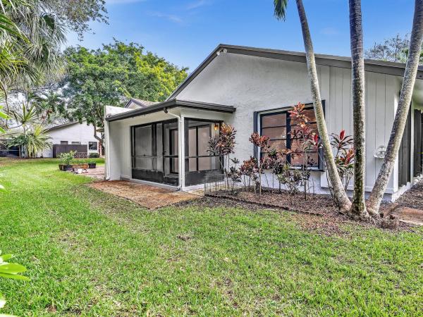 Shadywoods 1, 3817 Arelia Dr S, Delray Beach, Florida 33445, image 2