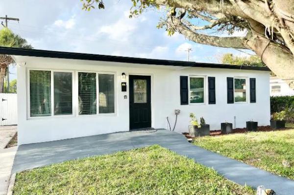 Roosevelt Estates, 1353 9th St, West Palm Beach, Florida 33401, image 1