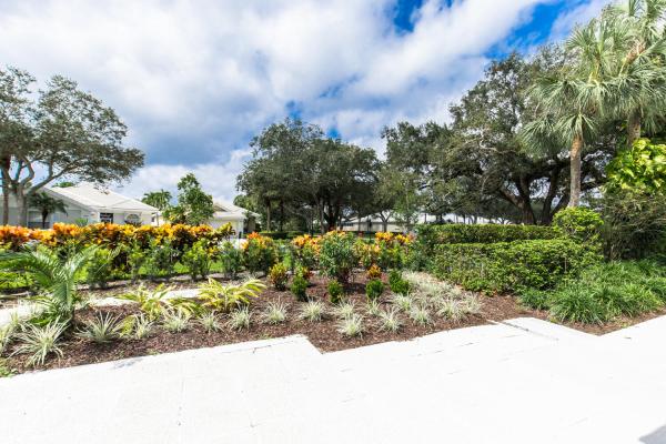 Garden Oaks, 8508 Doverbrook Dr, Palm Beach Gardens, Florida 33410, image 2