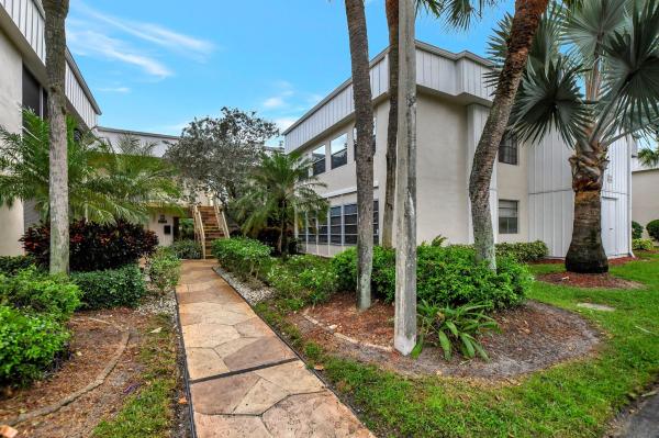 Capri At Kings Point, 131 Capri C, Delray Beach, Florida 33484, image 1