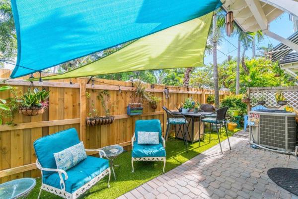 Parrot Cove, 518 N Federal Hwy #2, Lake Worth Beach, Florida 33460, image 1