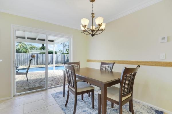 Palm Beach Gardens Estates, 356 Garden Blvd, Palm Beach Gardens, Florida 33410, image 2