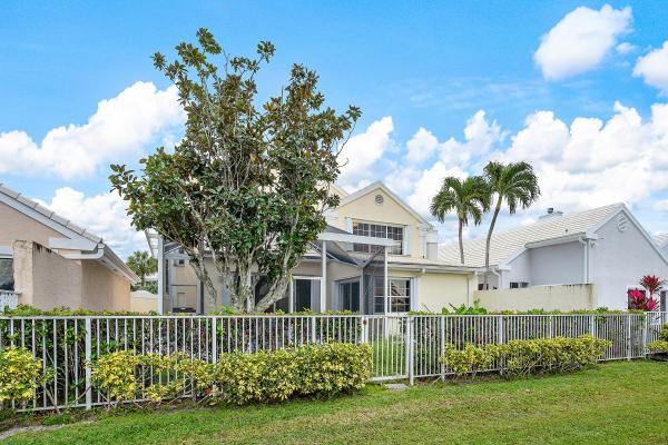 Barclay Club, 38 Windsor Ln, Palm Beach Gardens, Florida 33418, image 3