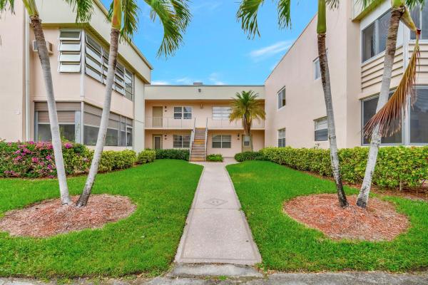 Capri At Kings Point, 376 Capri H, Delray Beach, Florida 33484, image 1