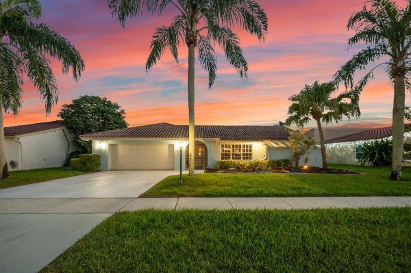 Bonita Isle, 8377 Bonita Isle Dr, Lake Worth Beach, Florida 33467, image 1