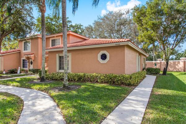 Santa Cruz, 9940 Kamena Cir, Boynton Beach, Florida 33436, image 1