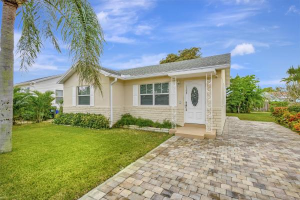 North Lake Worth, 1309 N Palmway, Lake Worth Beach, Florida 33460, image 1