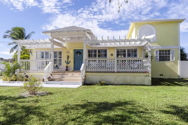 Ridgewood, 475 Seabrook Rd, Tequesta, Florida 33469, image 2