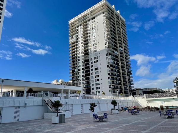 Grenoble At Quadomain, 2101 S Ocean Dr #1006, Hollywood, Florida 33019, image 2