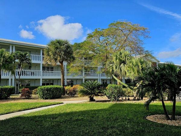 Maybury Mansions, 2453 NE 51st St #D108, Fort Lauderdale, Florida 33308, image 1