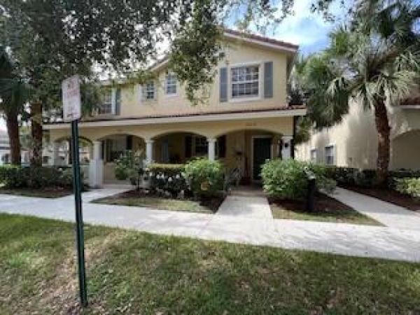 Bexley Park, 1406 W Wickham Cir #B, Delray Beach, Florida 33445, image 2