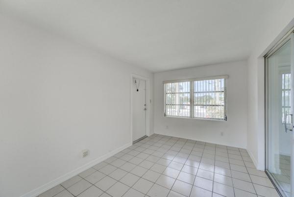 Lakeview Ridge, 4508 Parker Ave, West Palm Beach, Florida 33405, image 2