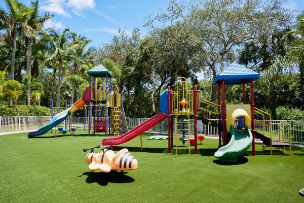 Mizner Pointe Of Boca Via Ancho, 8646 Via Ancho Rd, Boca Raton, Florida 33433, image 2