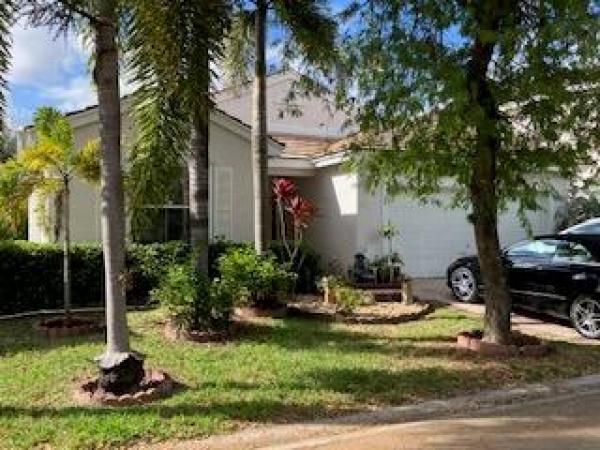 Banyan Oakridge, 4921 SW 33rd Ter, Hollywood, Florida 33312, image 1