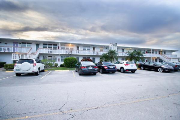 Northampton At Century Village, 147 Northampton H, West Palm Beach, Florida 33417, image 1