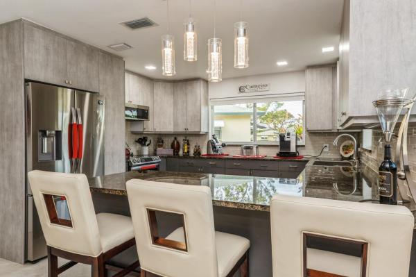 Country Manors, 224 Cardinal Ln, Delray Beach, Florida 33445, image 1