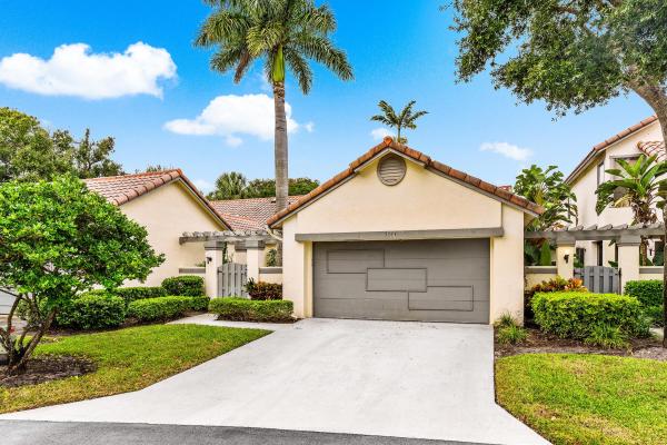 Wimbledon Villas At Town Place, 5541 Ilford Ct, Boca Raton, Florida 33486, image 1