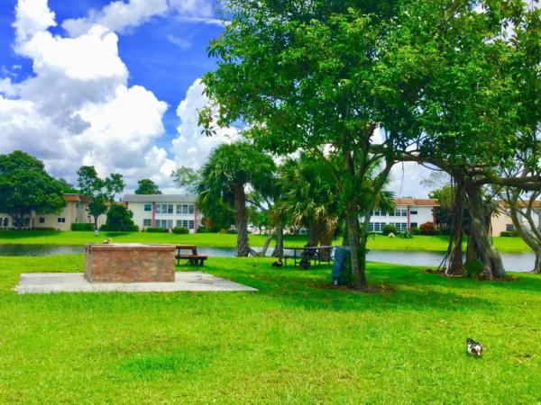 Somerset At Century Village, 94 Somerset E, West Palm Beach, Florida 33417, image 2