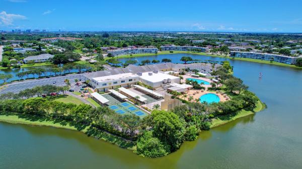 Somerset At Century Village, 94 Somerset E, West Palm Beach, Florida 33417, image 1