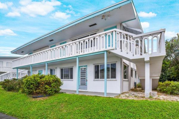 Lakeside Point Gardens, 1980 Sunset Ave #10, Lake Worth Beach, Florida 33461, image 1