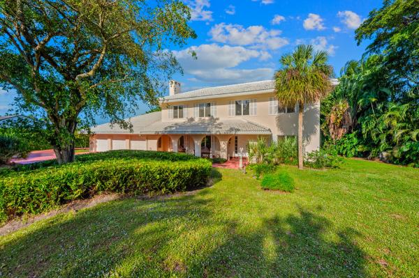 Presidential Estates, 4 La Costa Cir, West Palm Beach, Florida 33401, image 1
