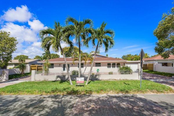 Westfield At West Palm Beach, 1629 39th St, West Palm Beach, Florida 33407, image 1