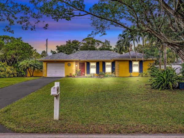 Sherwood Park, 3827 Lowson Blvd, Delray Beach, Florida 33445, image 1