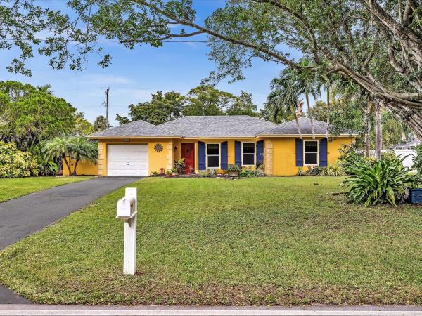 Sherwood Park, 3827 Lowson Blvd, Delray Beach, Florida 33445, image 2