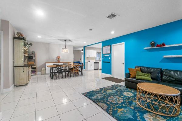 West Deerfield Beach, 71 SW 34th Ave, Deerfield Beach, Florida 33442, image 2
