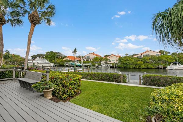 Baytowne Of Jonathan's Landing, 17036 Bay St, Jupiter, Florida 33477, image 1