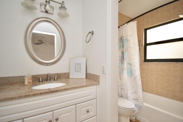 Pineapple Walk, 22352 Pineapple Walk Dr, Boca Raton, Florida 33433, image 2
