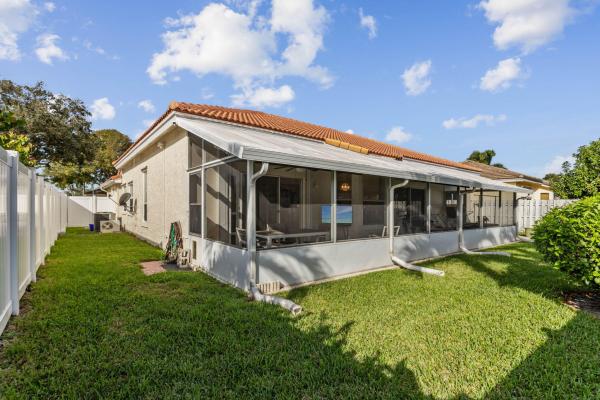 Las Colinas Village, 6778 Las Colinas St, Lake Worth, Florida 33463, image 1