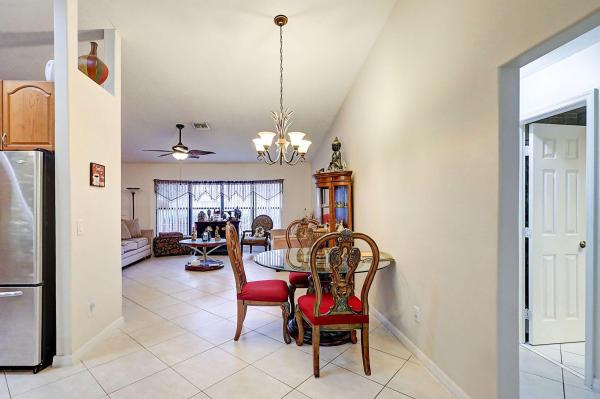 Cashmere Cove, 412 SW Sansom Ln, Port St. Lucie, Florida 34953, image 2