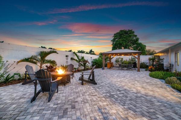 Legend Lake Estates, 4228 Hunting Trl, Lake Worth, Florida 33467, image 1