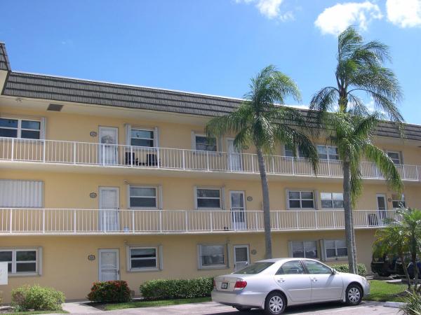 The Colonnades, 1351 Bayshore Dr #307, Fort Pierce, Florida 34949, image 1