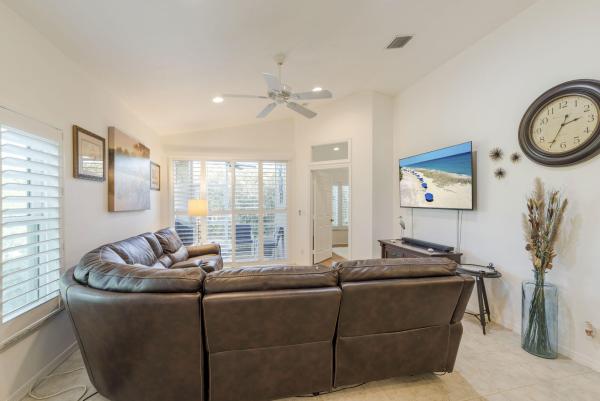Boynton Oasis, 6416 Park Lake Cir, Boynton Beach, Florida 33437, image 3