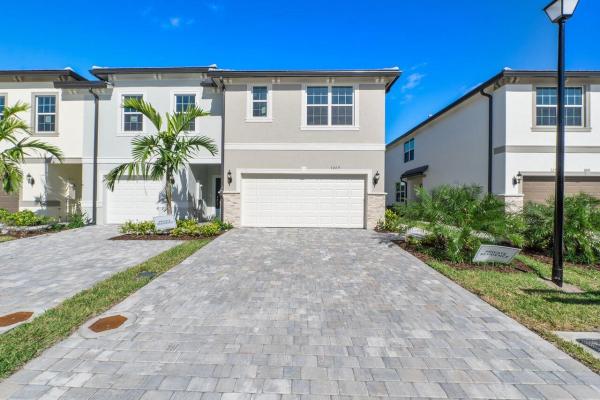 Cassia Estates, 3269 Watercress Dr, Lauderdale Lakes, Florida 33311, image 2