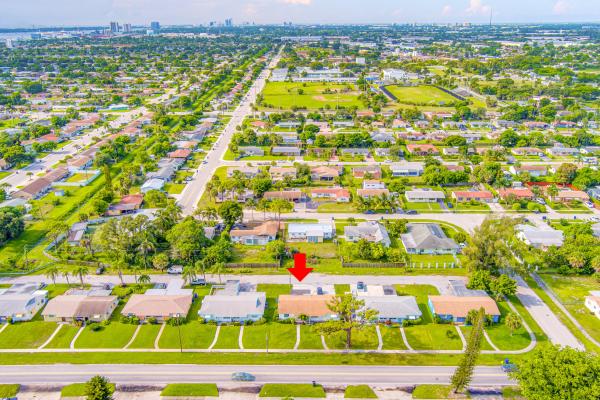 Silver Beach East Village, 571 Silver Beach Rd, Riviera Beach, Florida 33403, image 1