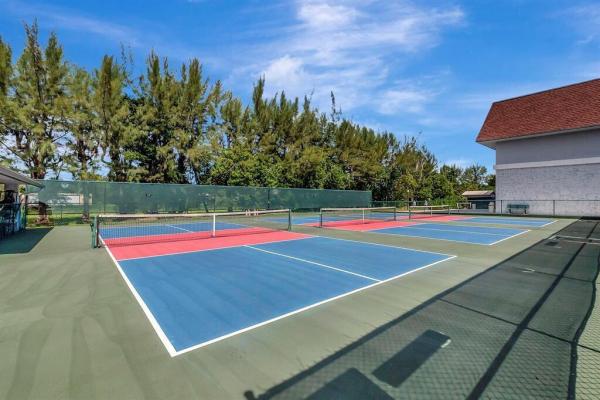 Huntington Lakes 3, 7185 Huntington Ln #303, Delray Beach, Florida 33446, image 1
