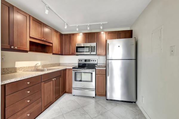 Burgundy At Kings Point, 96 Burgundy B, Delray Beach, Florida 33484, image 1